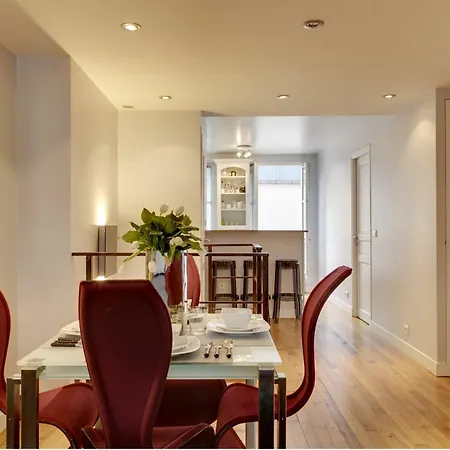 Europea - Montaigne Paris