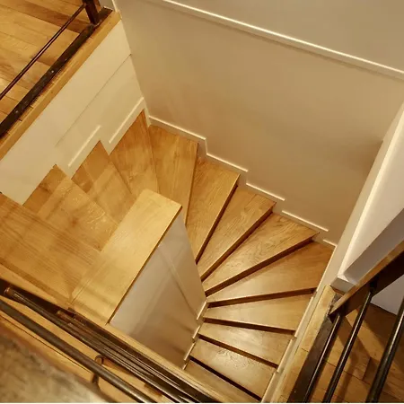 Apartment Europea - Montaigne *
