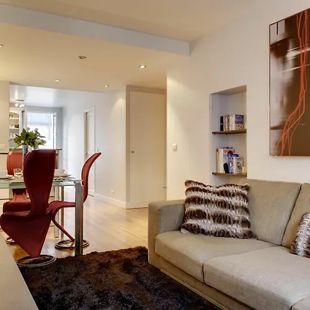 Europea - Montaigne Paris
